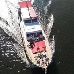 Vintage Port Yacht
