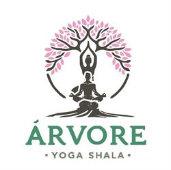 Árvore - Yoga Shala