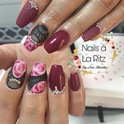 Nails á La Ritz