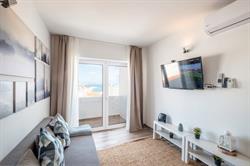 Oceanic-Rainbow-Apartment