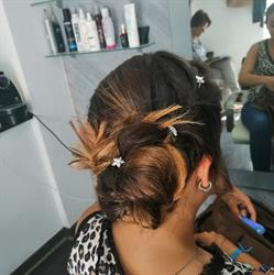 New Look, Cabeleireiros