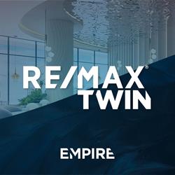 RE/MAX Twin