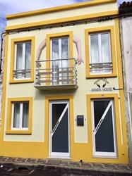 Hands House
