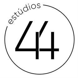 Estudios44