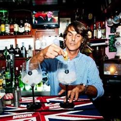 Cockpit bar