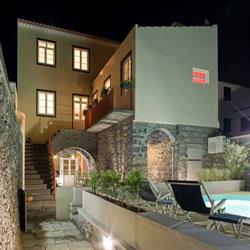 Azorean Urban Lodge