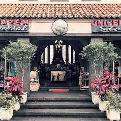 Universal Store