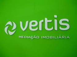 VERTIS